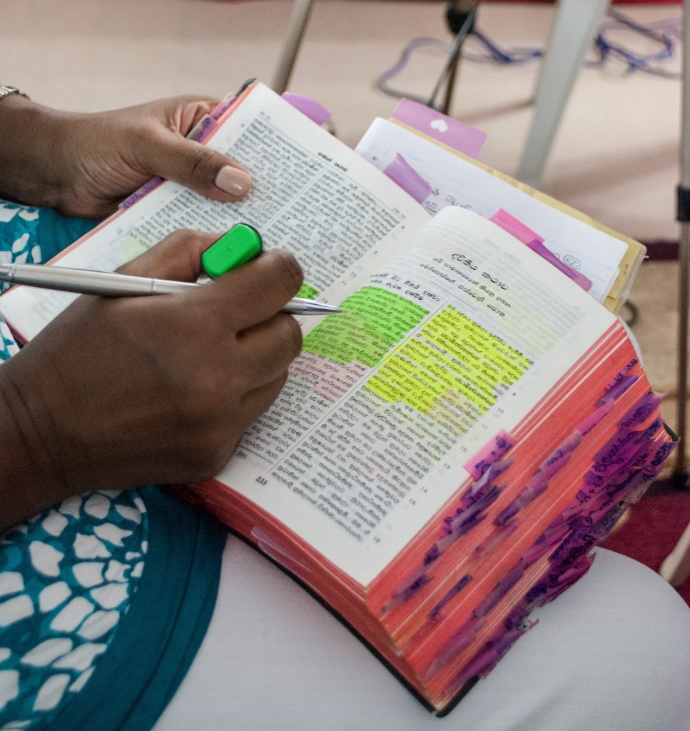 Bijbelstudie in Bahrein