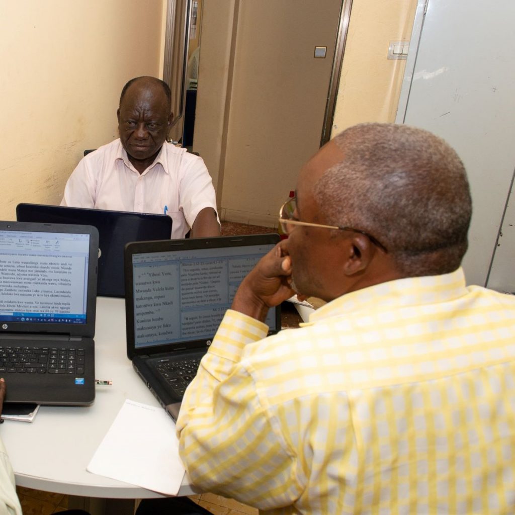 Bijbelvertalers in Angola
