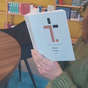 Met het boek