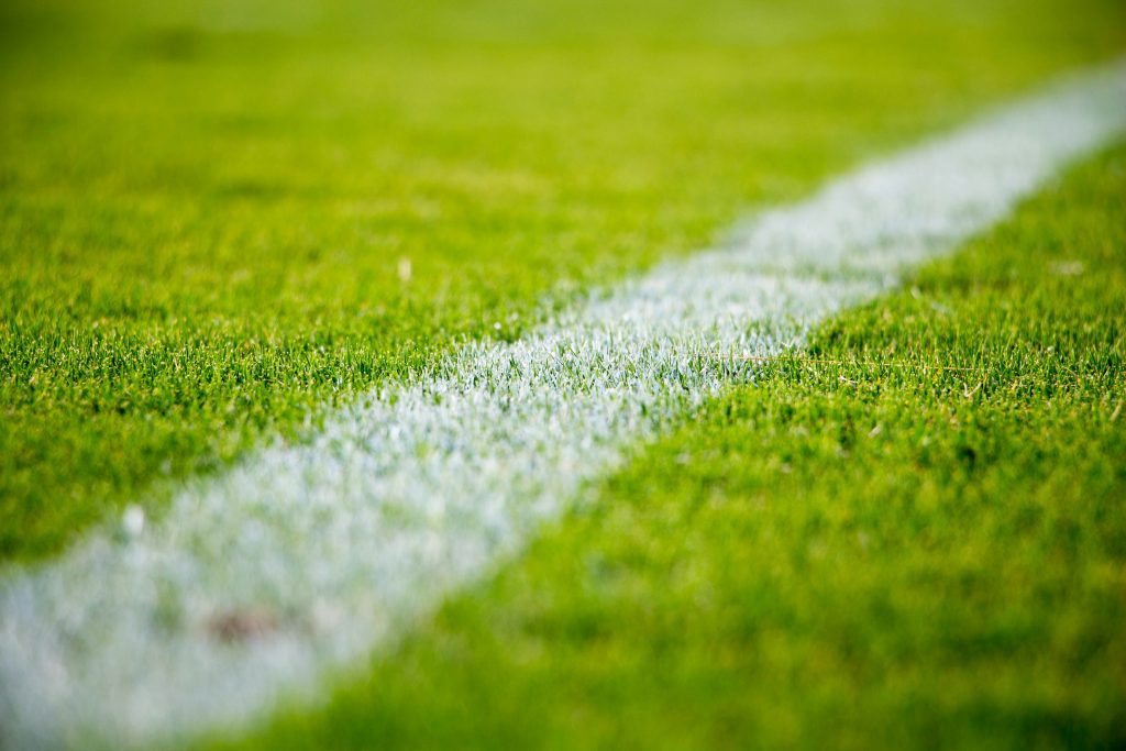 Witte lijn voetbalveld